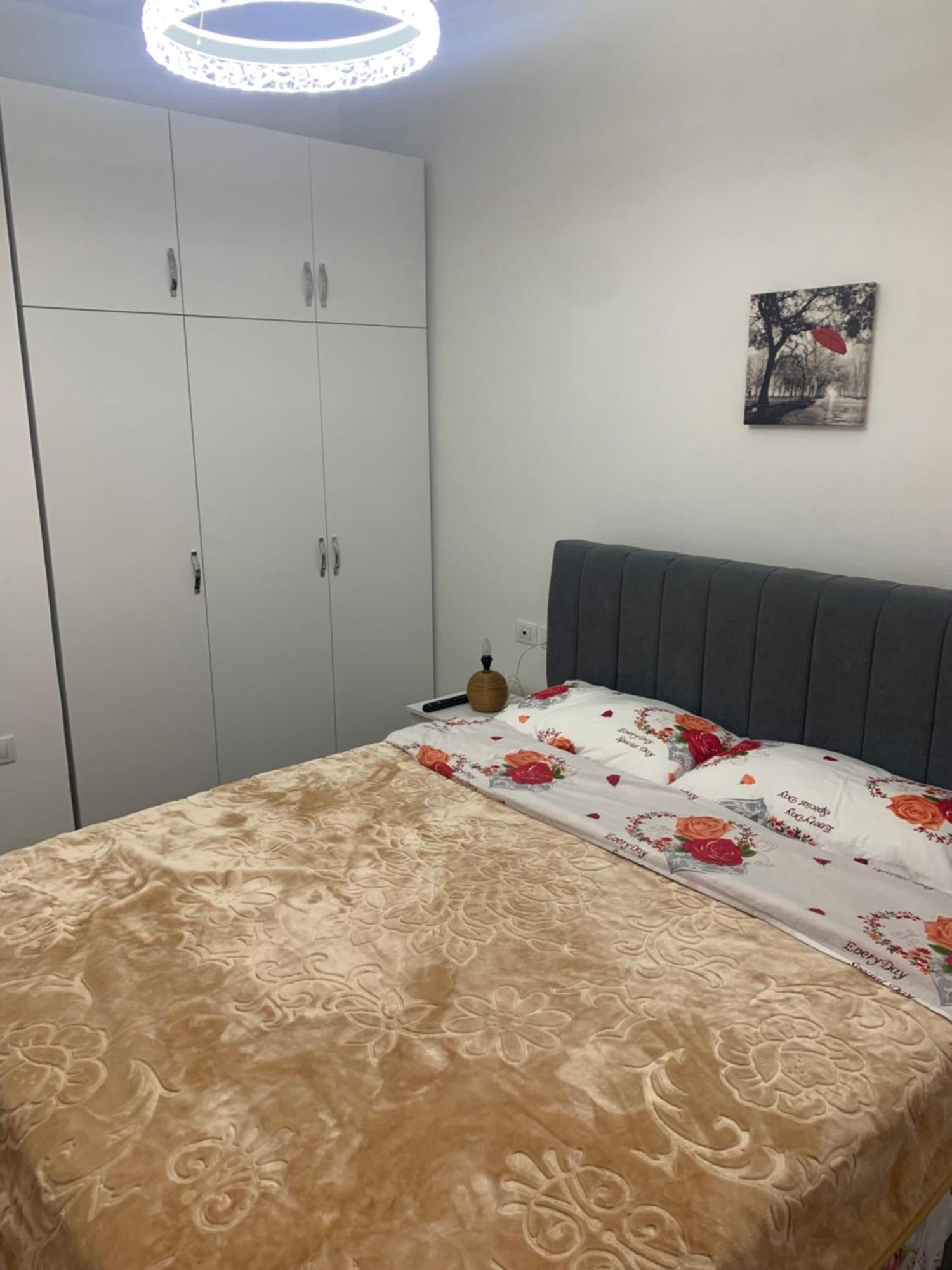 Adriatik Apartaments Σαράντα Εξωτερικό φωτογραφία